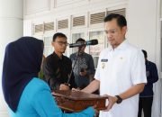 Ryan F. Kono Terima Duplikat Bendera Pusaka Jelang Hari Patriotik Ke-82