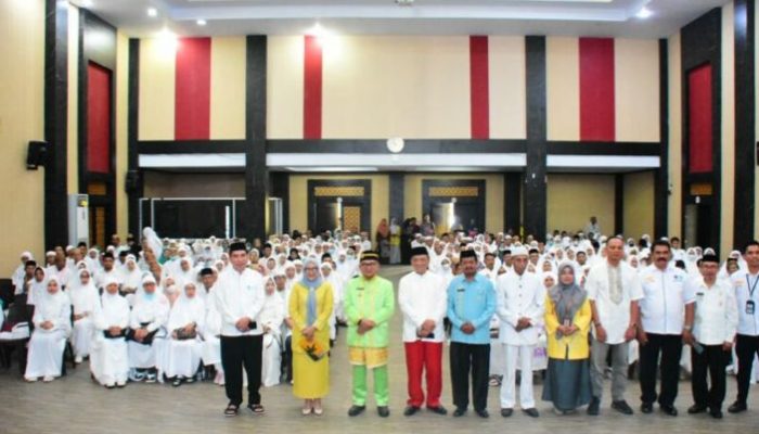 Marten Menghimbau Agar Jemaah Calon Haji Selalu Menjaga Kesehatan
