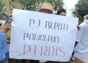 Pj Bupati Sherman Moridu Disebut ‘Panglima Perdis’ Buntut Gaji Aparat Desa yang tak dibayarkan