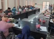 DPRD Pohuwato Mengelar RDP Bersma Sejumlah Perusahaan Terkait Persoalan Petani Plasma