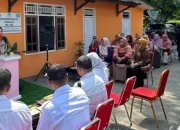 Lakukan Kaji Tiru Posyandu Terintegrasi di Jaktim, Suharti: Banyak yang Bisa Diadopsi