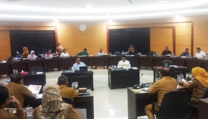 Banggar Deprov Gorontalo Bahas Pergeseran Anggaran, Efisiensi Capai Rp105 Miliar