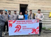 Sambut HUT Polri Ke-79, Polsek Pasane Berikan Bansos
