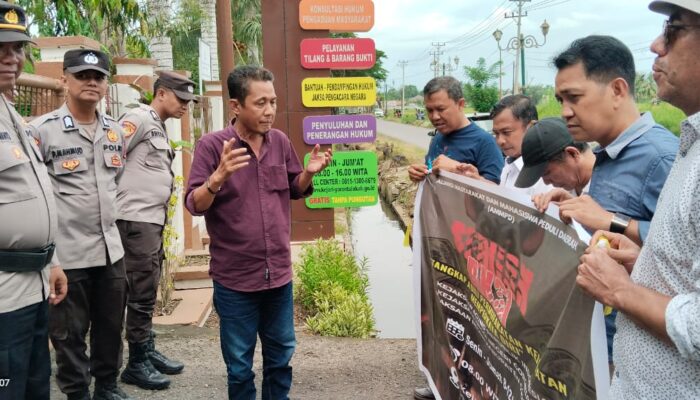 “Warning” Kinerja Kejari Kabgor, AMMPD Gelar Aksi Diam