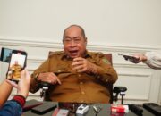 Adhan Dambea Sarankan Golkar Ganti Ketua DPRD Kota