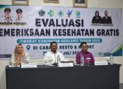 Bupati Rum Pagau membuka kegiatan evaluasi Pemeriksaan kesehatan Gratis