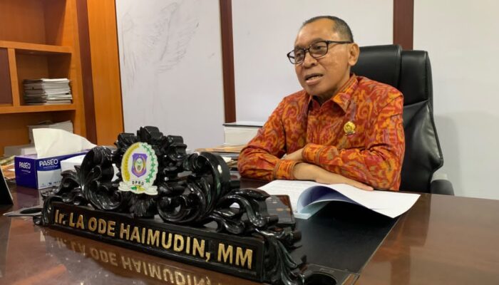 Golkar Jalan, NasDem Ditahan: La Ode Buka Alasan DPRD Tak Samakan Dua Pergantian BK