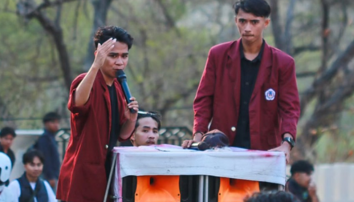 Aksi Jilid II Aliansi Mahasiswa Merah Maron UNG Berujung Bentrok, Dicky Modanggu: Jilid III Akan Kembali dengan Massa Berlipat Ganda